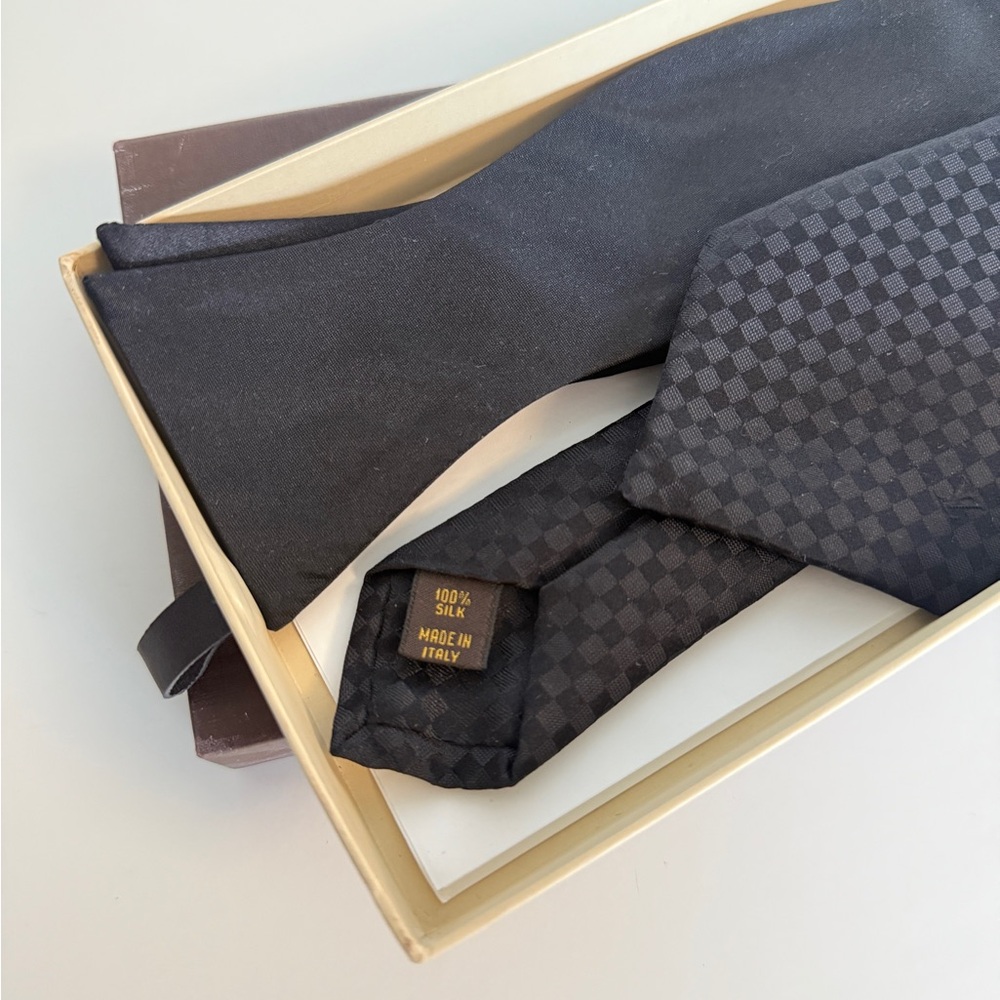 Louis Vuitton Black Silk Tie